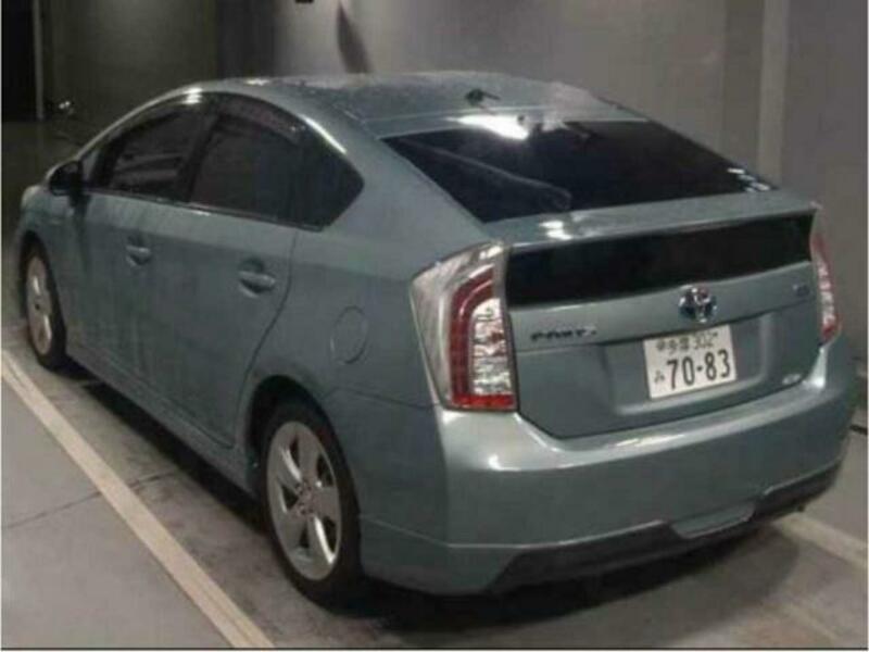 PRIUS-4