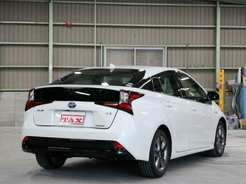 PRIUS-1