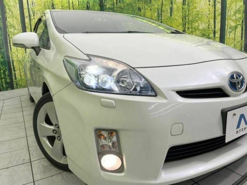 PRIUS-12