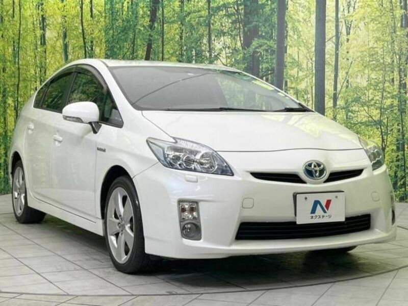 PRIUS-16