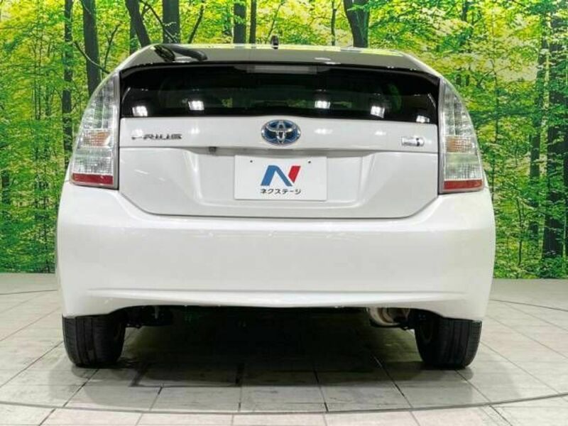 PRIUS-15