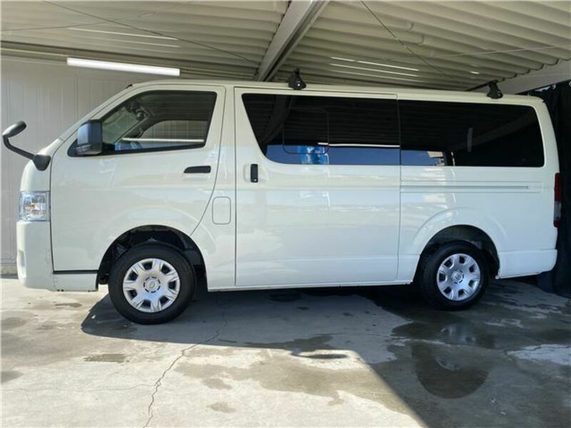 HIACE-10