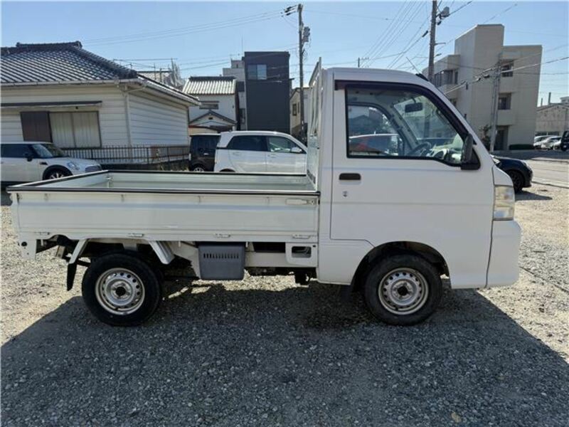 HIJET TRUCK-1