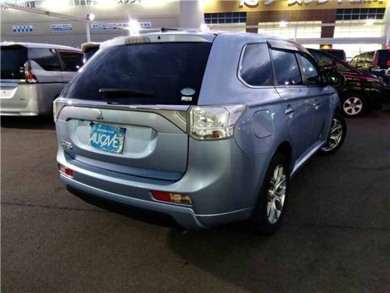 OUTLANDER PHEV