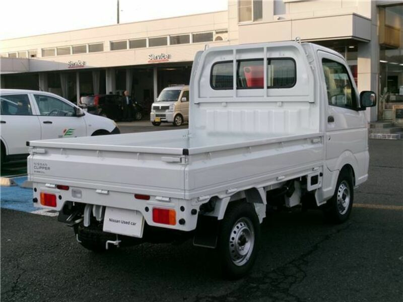 CLIPPER TRUCK