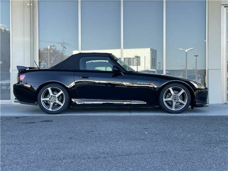 S2000