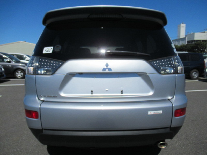 OUTLANDER