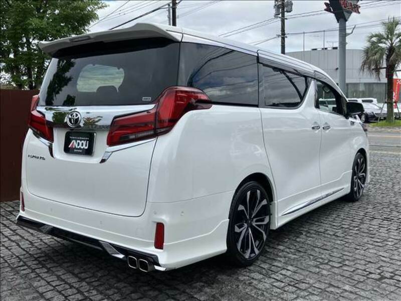 ALPHARD-8