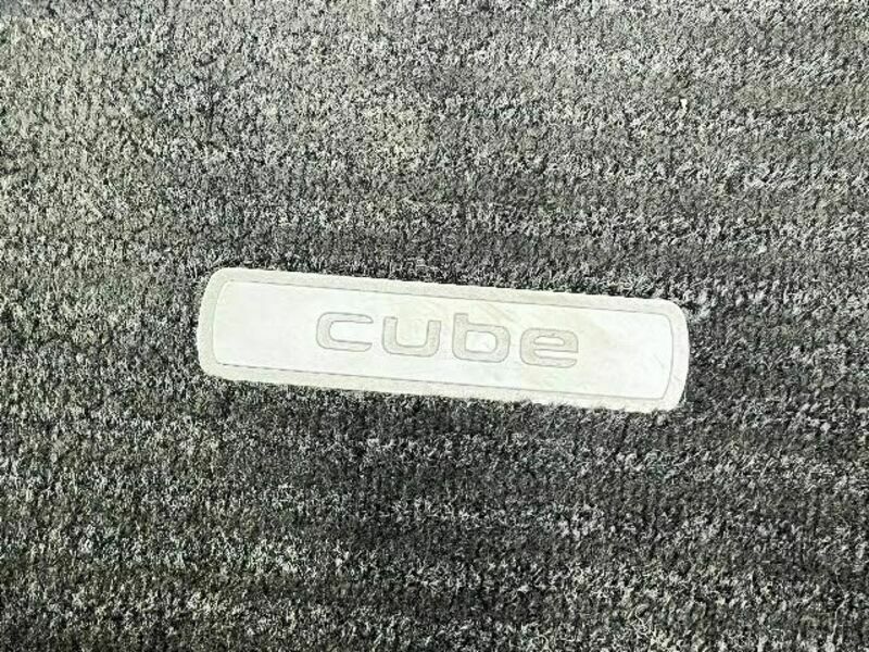 CUBE