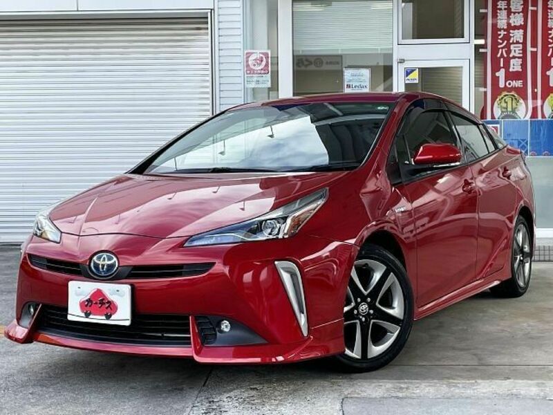 TOYOTA PRIUS