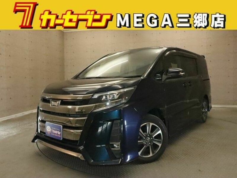 TOYOTA NOAH