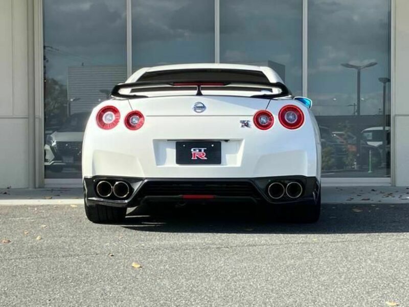 GT-R