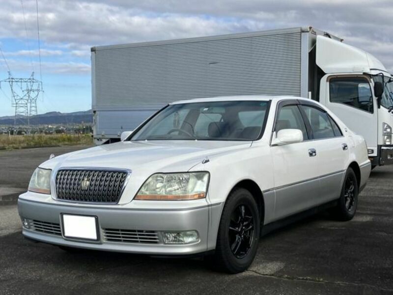 TOYOTA CROWN MAJESTA