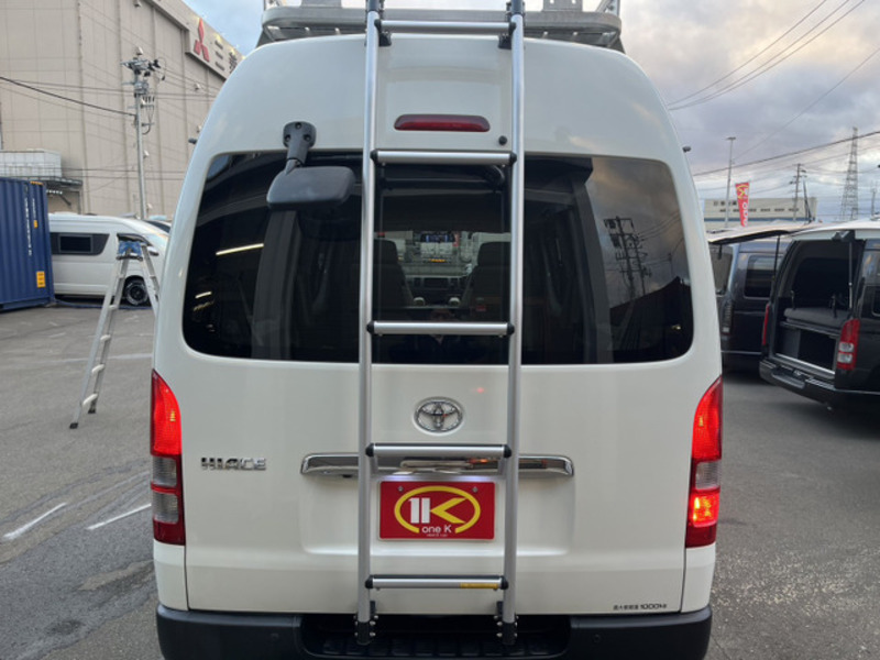 HIACE VAN-16