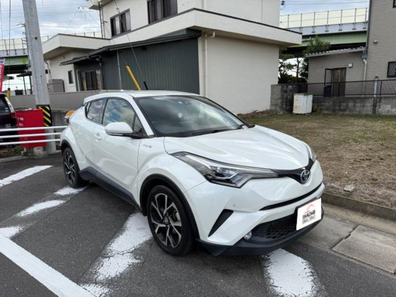 TOYOTA C-HR