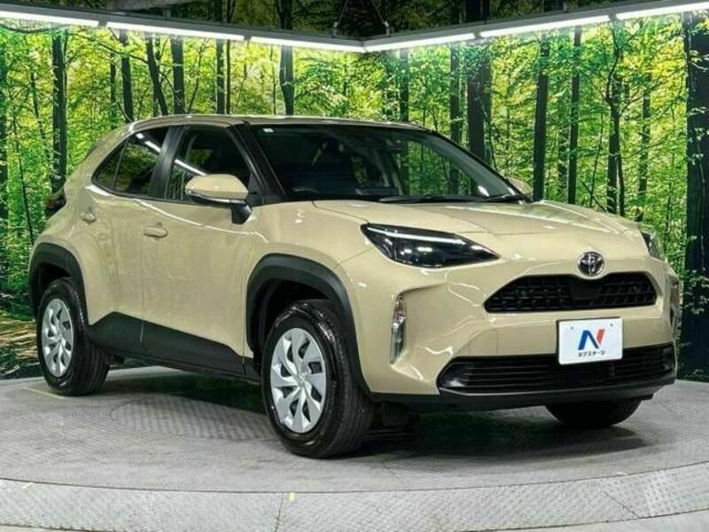 YARIS CROSS