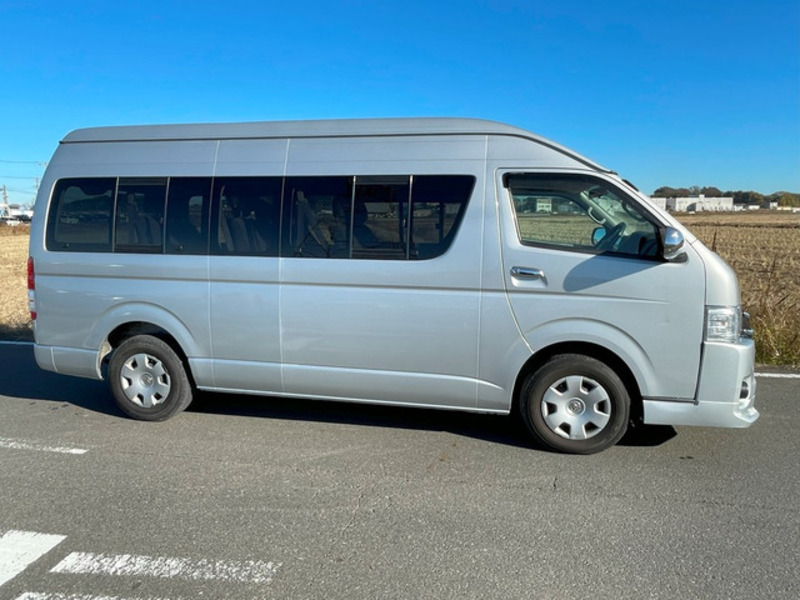 HIACE