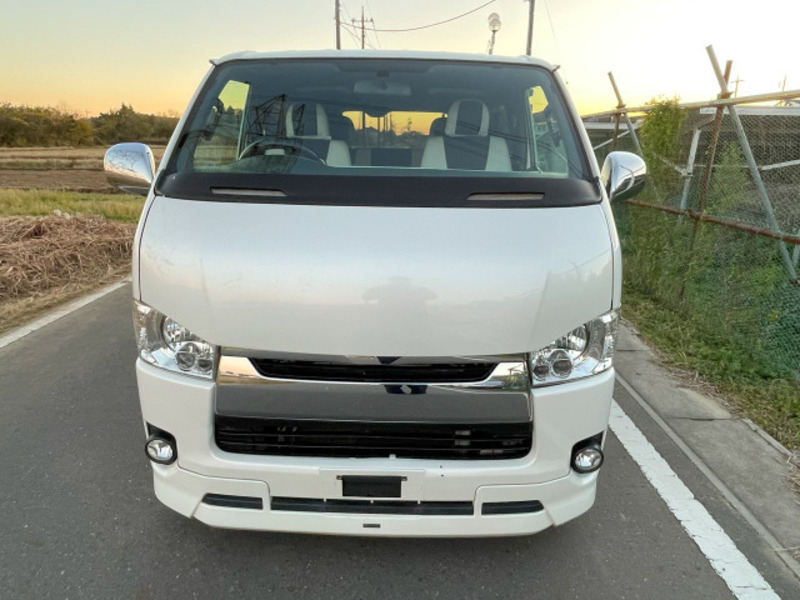 HIACE VAN-2