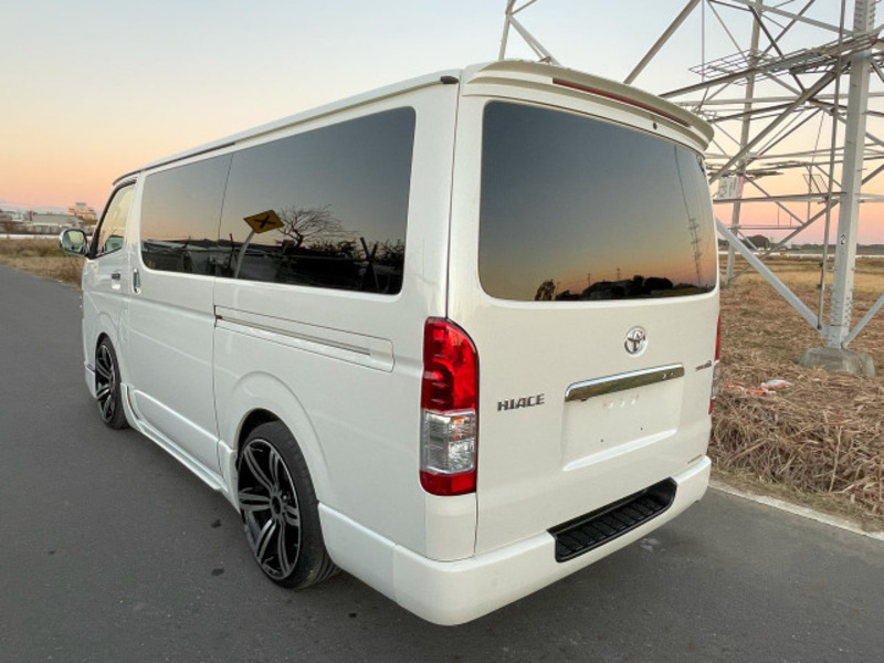 HIACE VAN-6