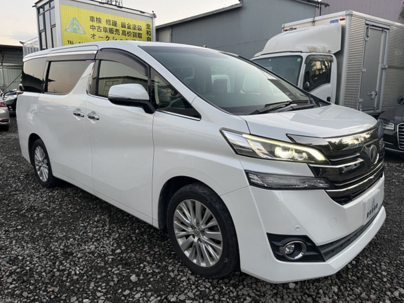 TOYOTA VELLFIRE