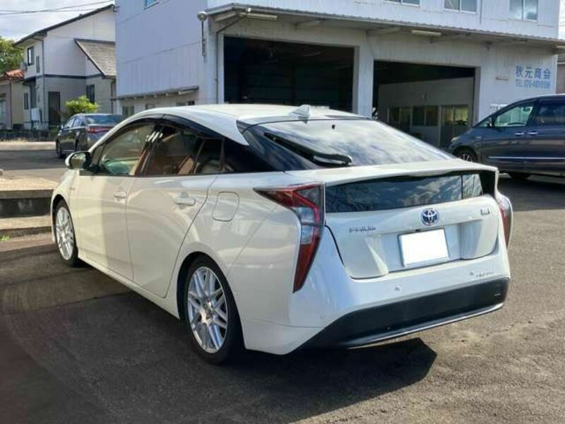 PRIUS