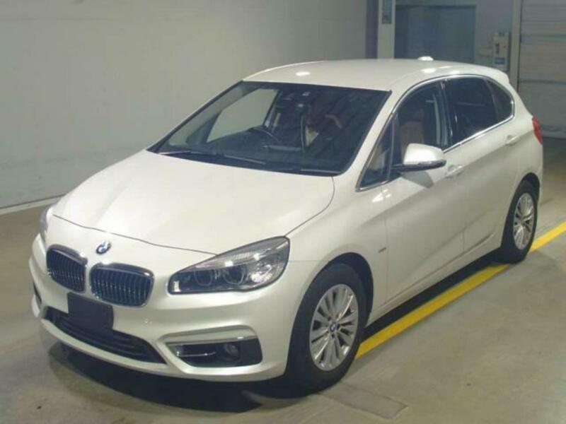 BMW 2 SERIES