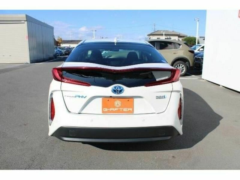 PRIUS PHV