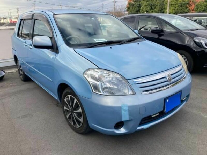 TOYOTA　RAUM