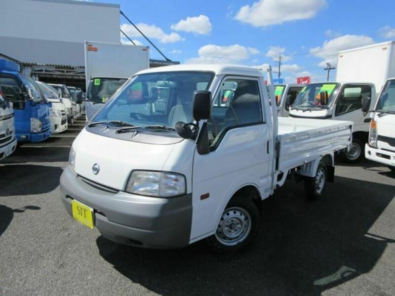 NISSAN　VANETTE TRUCK