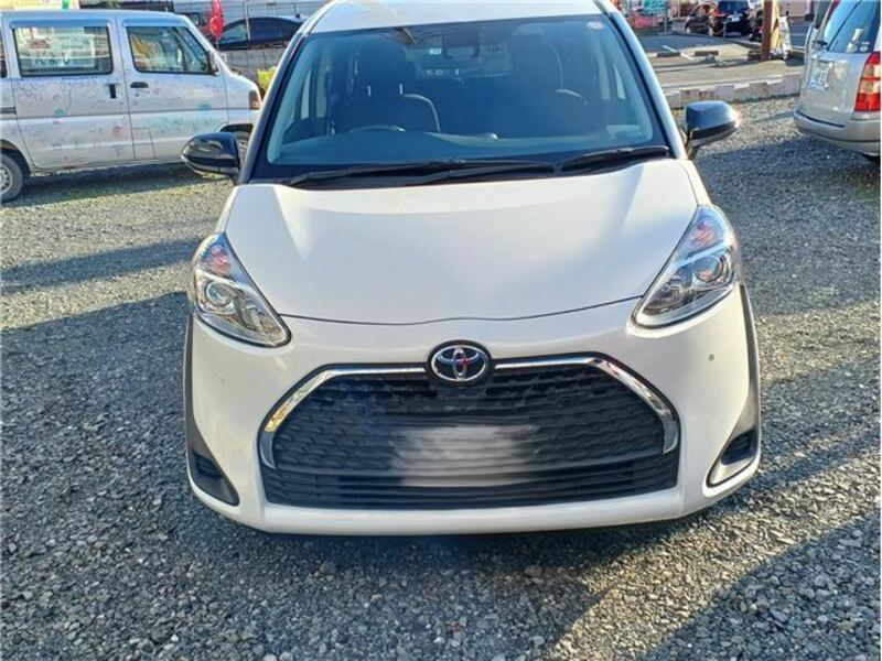 TOYOTA　SIENTA