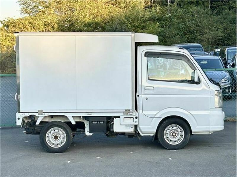 MINICAB TRUCK