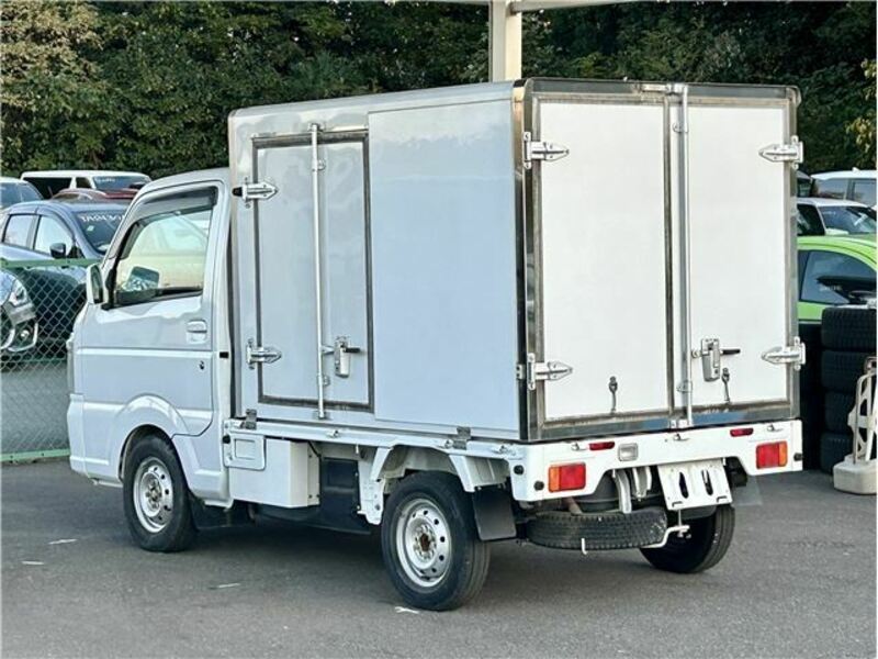 MINICAB TRUCK