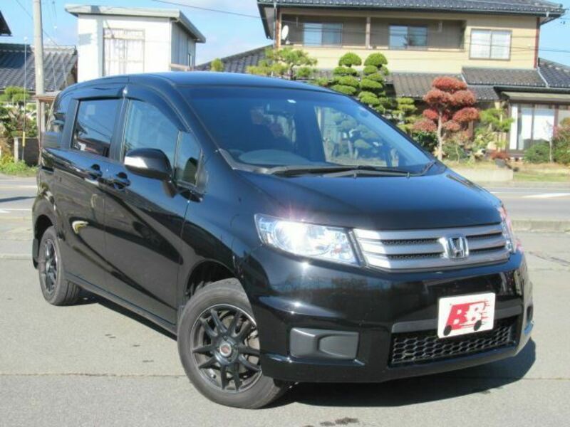 HONDA FREED