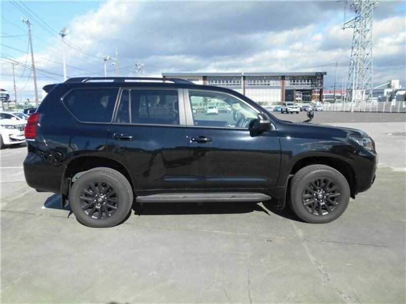 LAND CRUISER PRADO-7