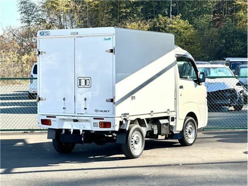 HIJET TRUCK-1