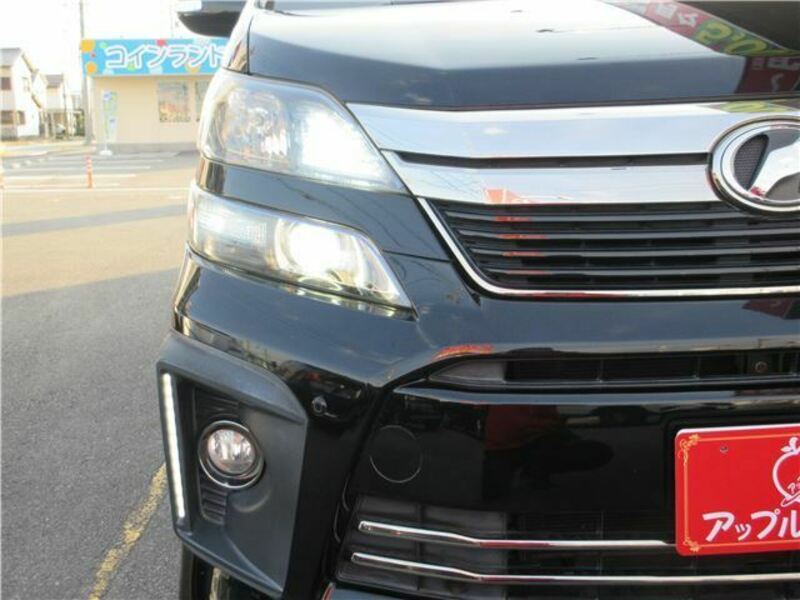 VELLFIRE-8