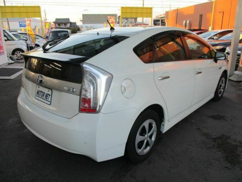 PRIUS PHV-1