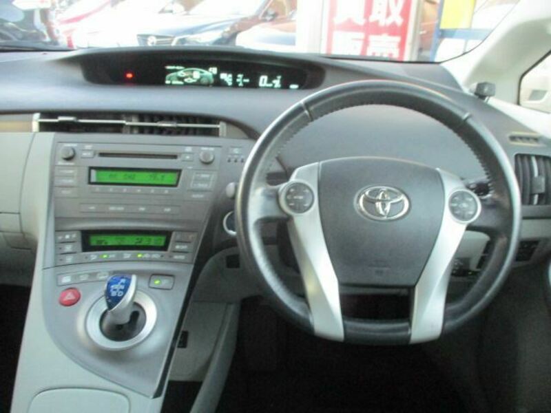 PRIUS PHV-7