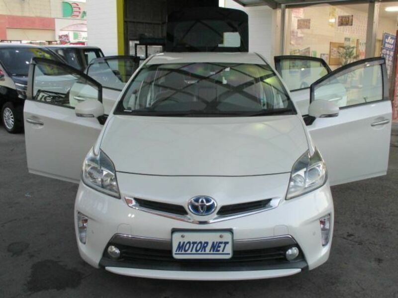 PRIUS PHV-29