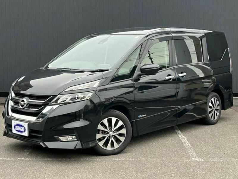 NISSAN　SERENA