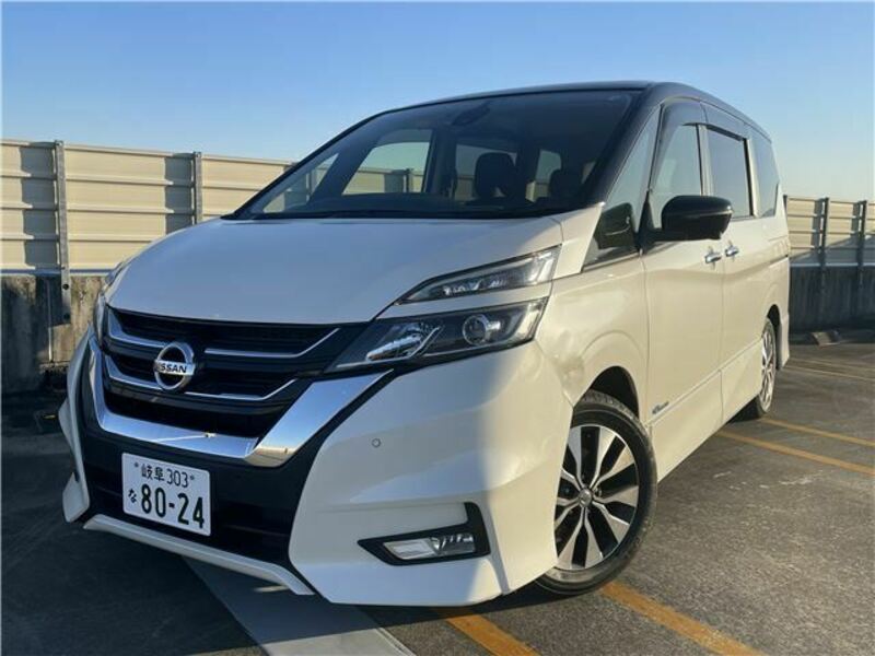 NISSAN　SERENA