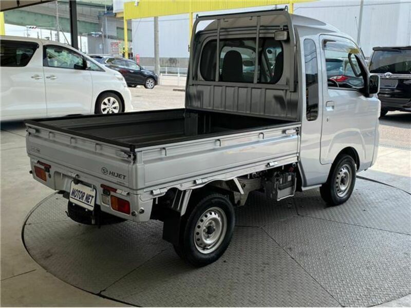 HIJET TRUCK-1