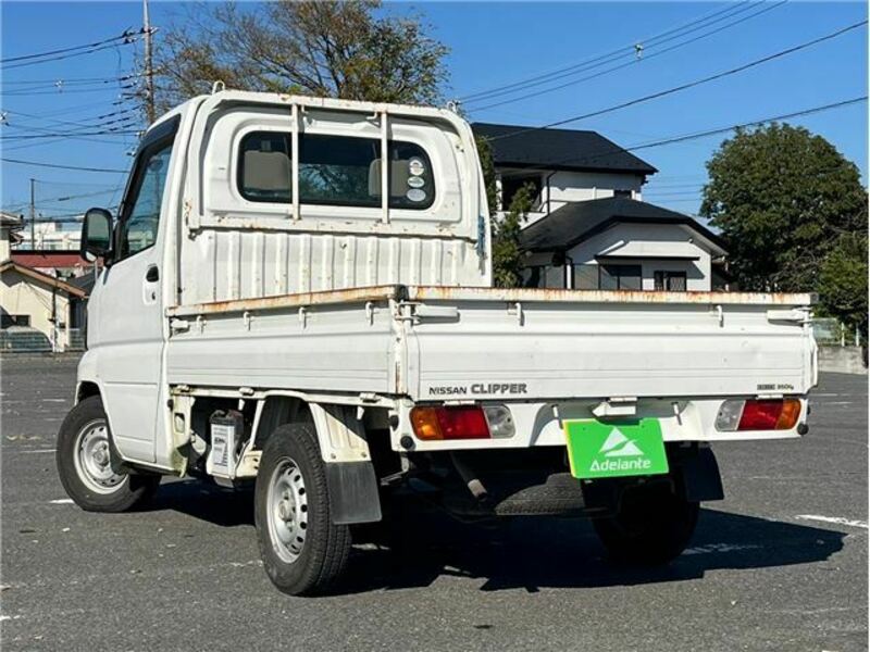 CLIPPER TRUCK