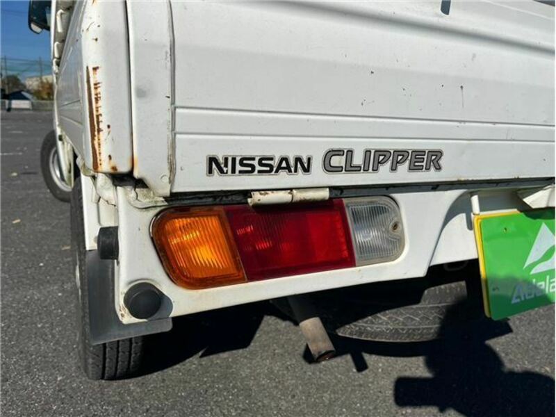 CLIPPER TRUCK