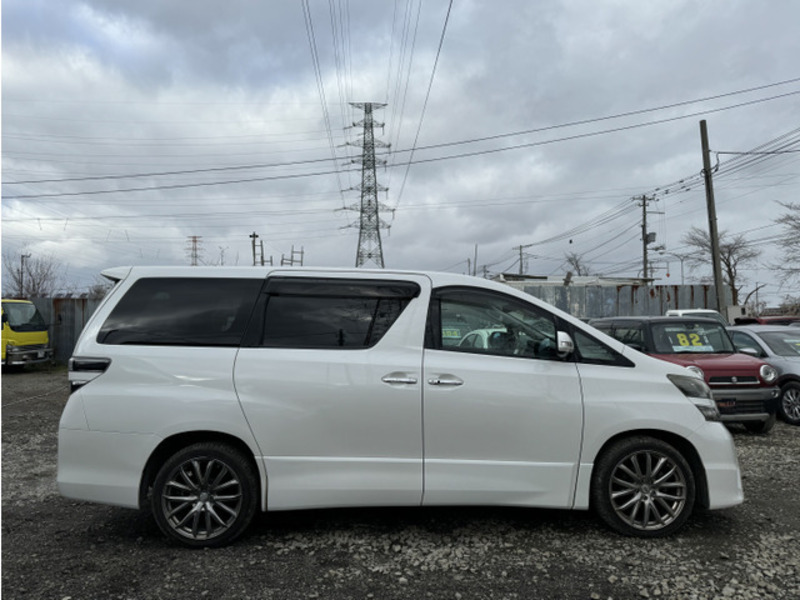 VELLFIRE