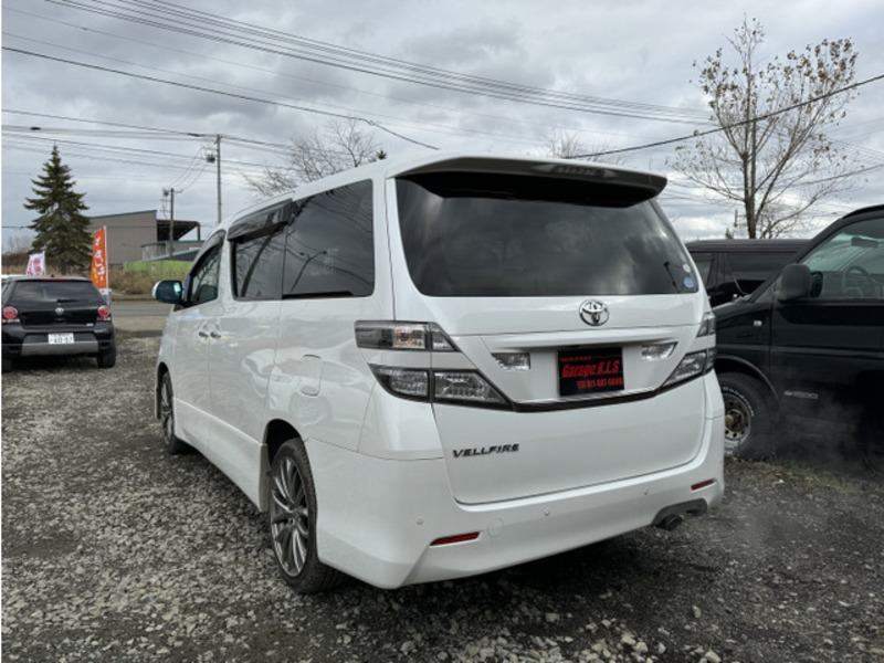 VELLFIRE