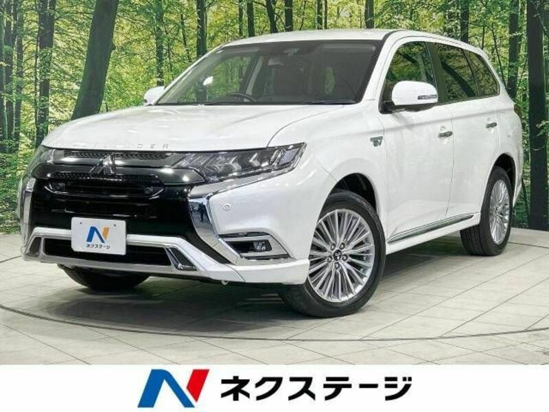 MITSUBISHI　OUTLANDER PHEV