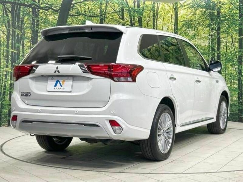 OUTLANDER PHEV