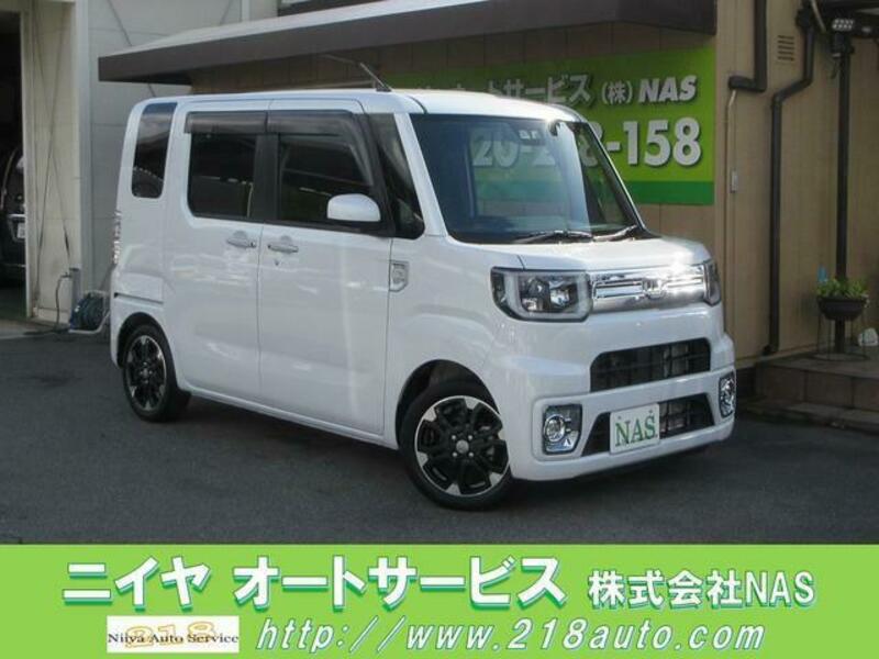 DAIHATSU WAKE