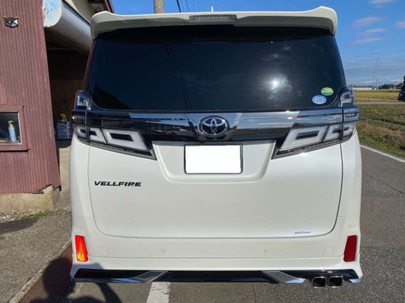 VELLFIRE